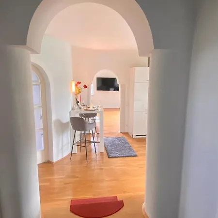 Big Apartment With Balcony Klagenfurt am Woerthersee Exterior photo