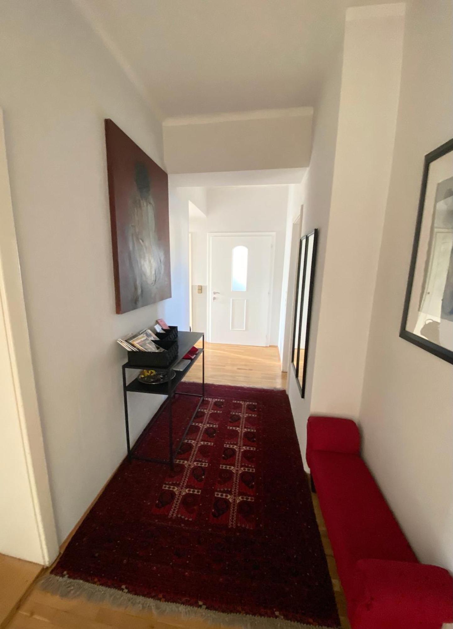 Apartment Big With Balcony Klagenfurt am Woerthersee